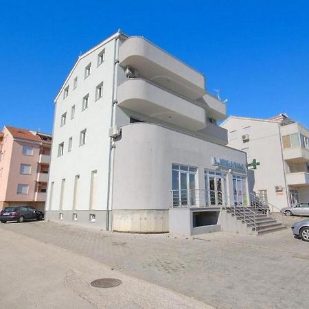 Apartments With A Parking Space Kastel Kambelovac, Kastela - 21372 ภายนอก รูปภาพ